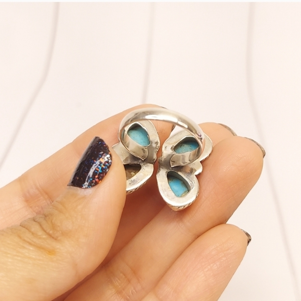 Beautiful Turquoise Ring - Picture 9 of 12